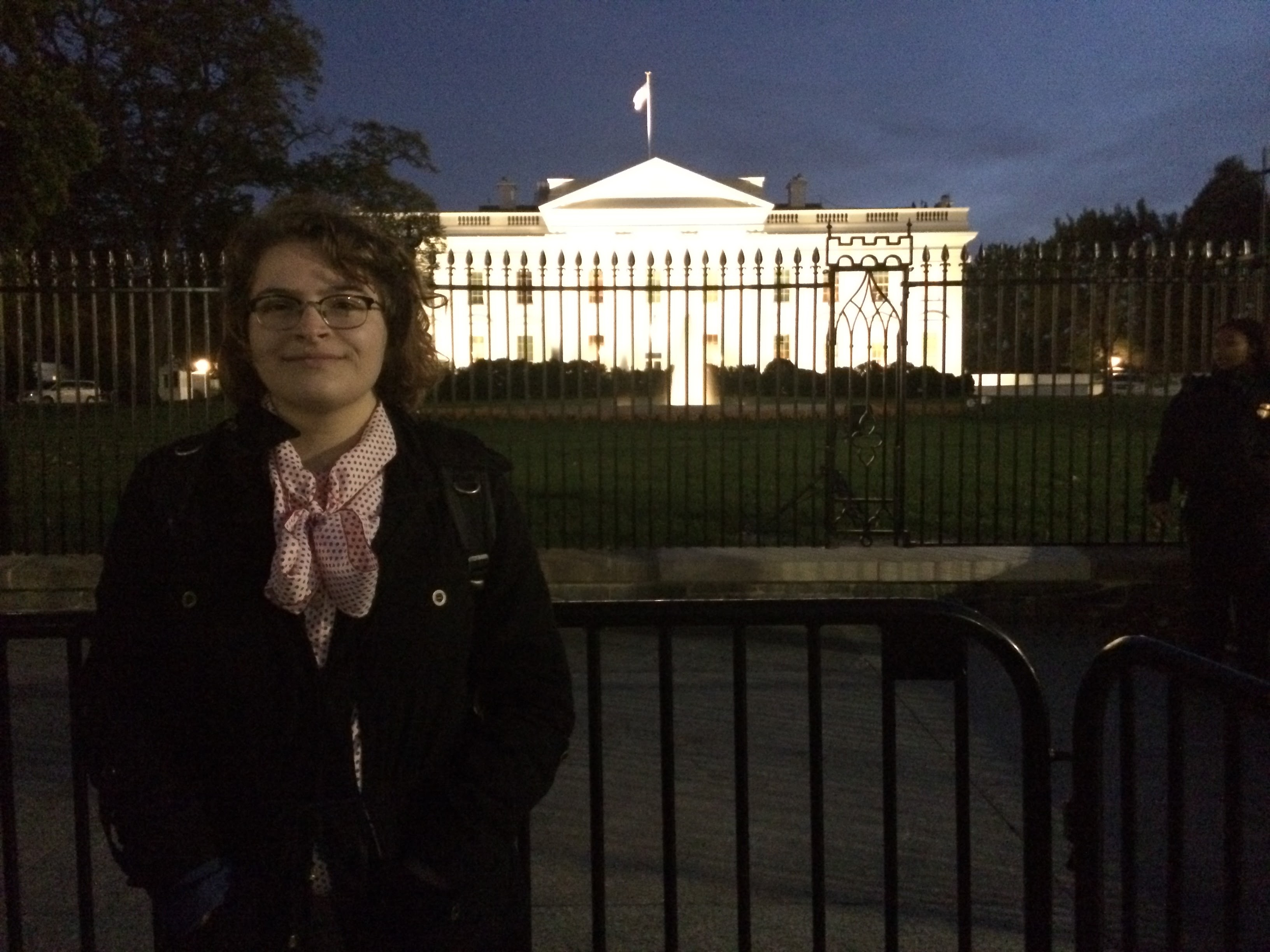teenage rachel in front of white house